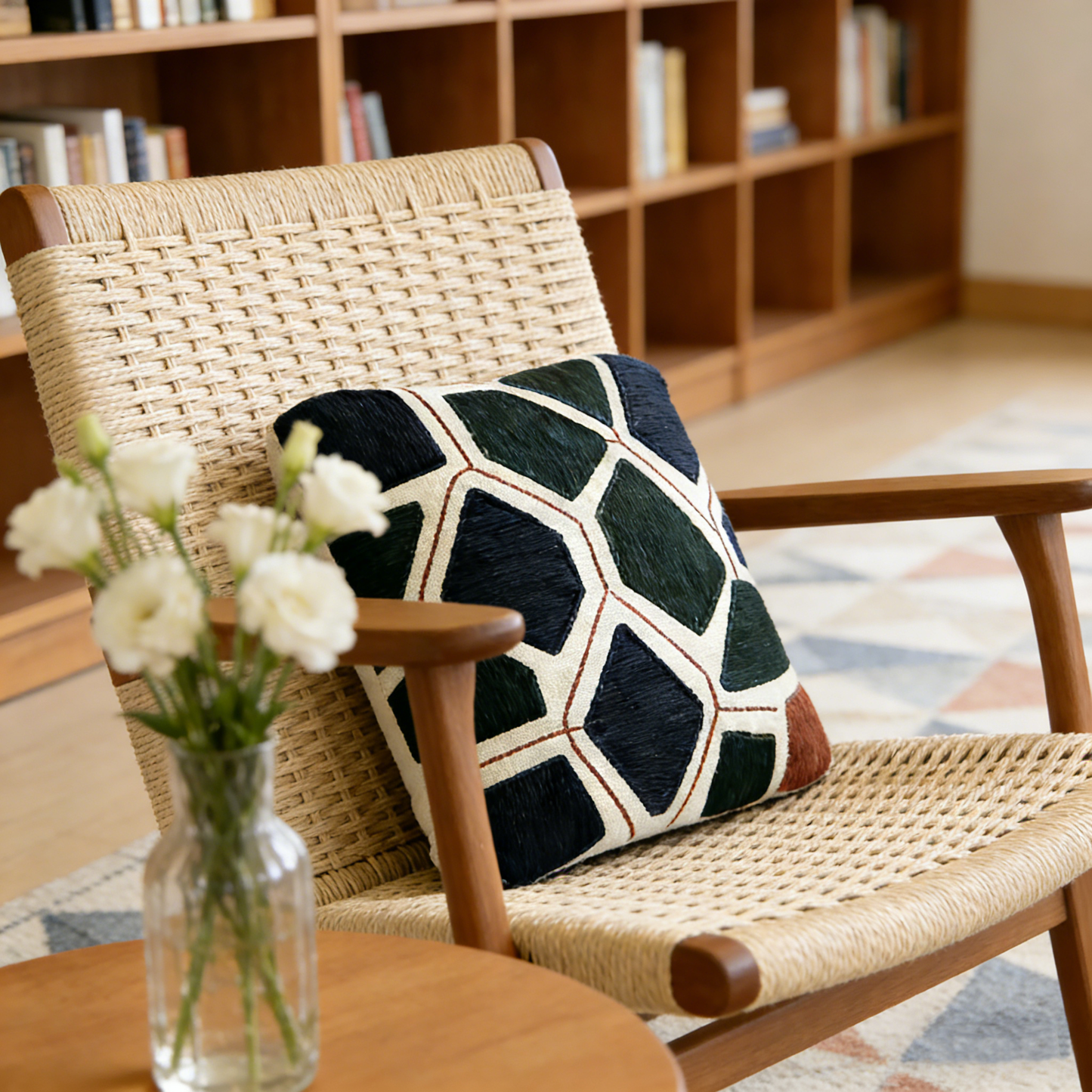 Geometric pattern throw pillow